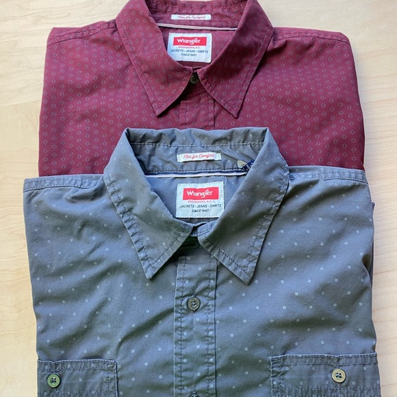 2-Wrangler Burgundy and Charcoal Button-Up Shirts - Picture 2 of 15